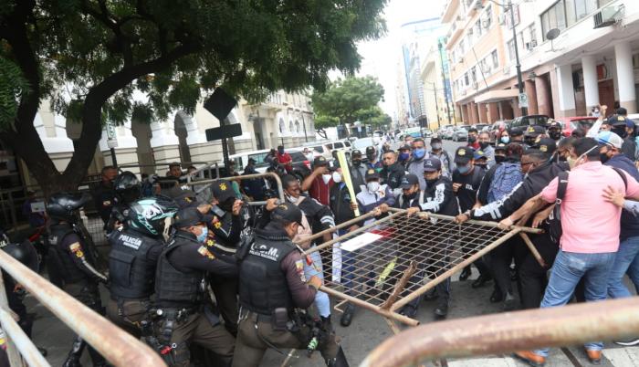 PROTESTA