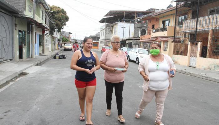 Vecinas gatos