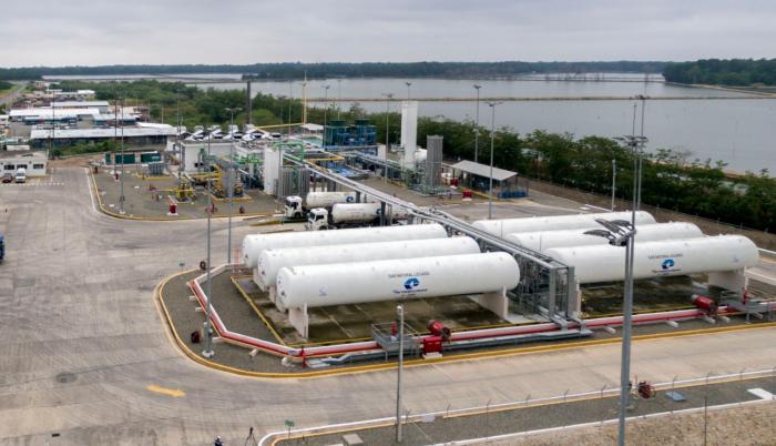 La planta de licuefacción de gas natural, Bajo Alto.