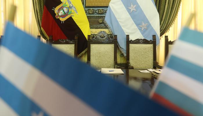 El sillón de Olmedo es el lugar que toma Viteri en las sesiones, que por la pandemia son virtuales.