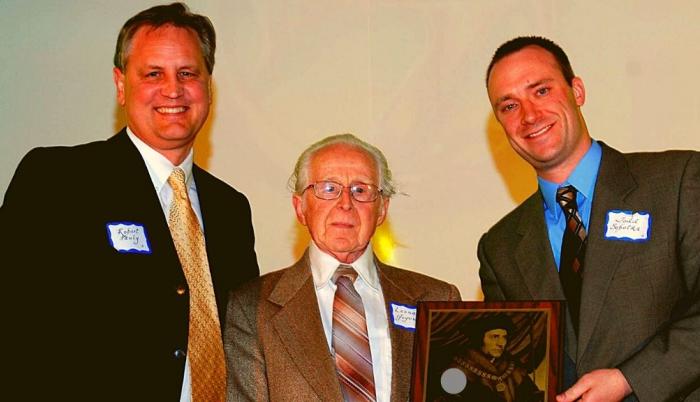 leonard-gigowski-historia-millonario-herencia-donacion-milwaukee