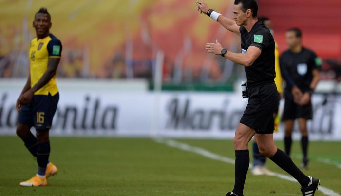 Wilmar-Roldán-VAR-Eliminatorias-Ecuador