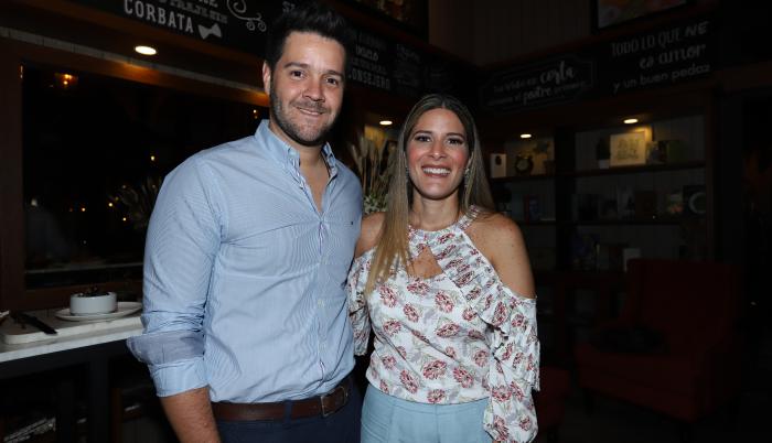 Gaby Díaz con su esposo Carlos Luis Andrade.