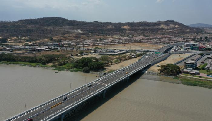 puentes daule guayaquil