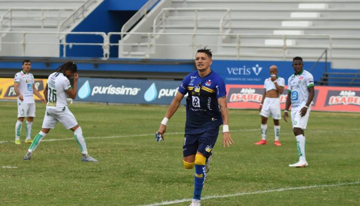 Carlos-Garcés-Delfín-Liga-De-Portoviejo