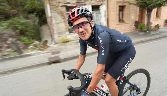RICHARD-CARAPAZ-LA-VUELTA-Descanso