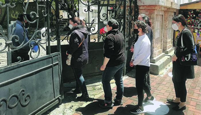 Imagen CUENCA INGRESO DEL CEMENTERIO 1