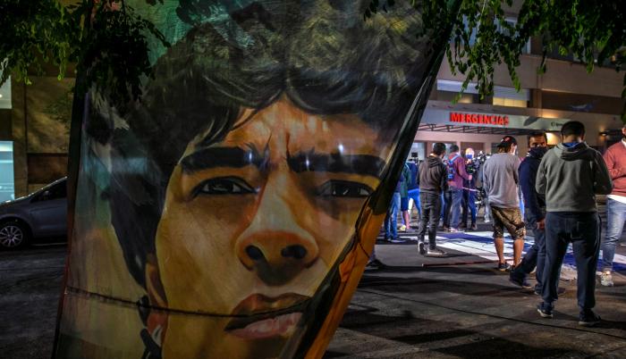 Diego-Maradona-internado-clínica