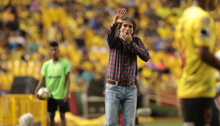 Guillermo-almada-entrenador
