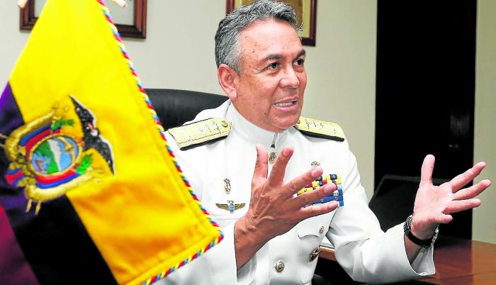 DARWIN JARRIN, COMANDANTE DE LA ARMADA