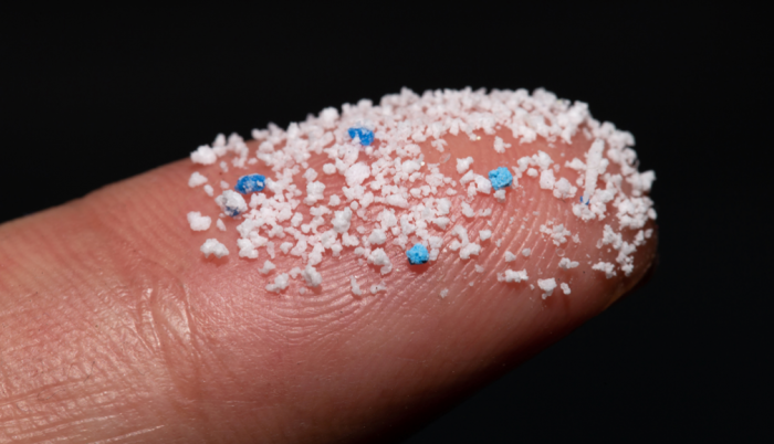 1030_microplastics-1028x579