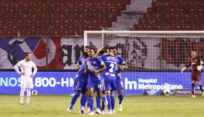 EMELEC-FESTEJO-LIGAPRO-QUITO