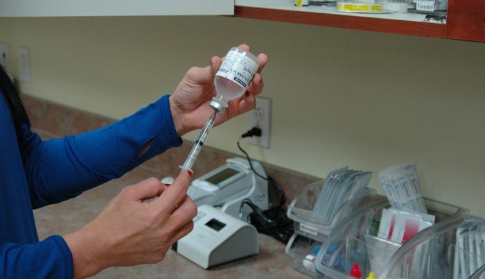 vacuna-oxford-pfizer-coronavirus-covid
