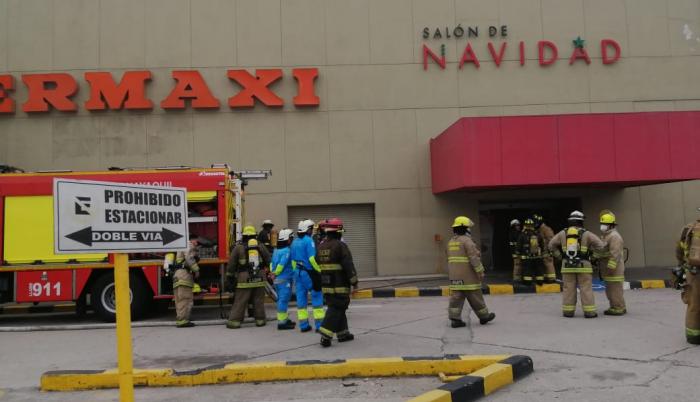 incendio en supermaxi 22