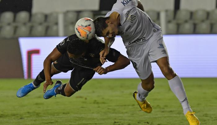 Liga-DE-QUITO-SANTOS-COPA-LIBERTADORES