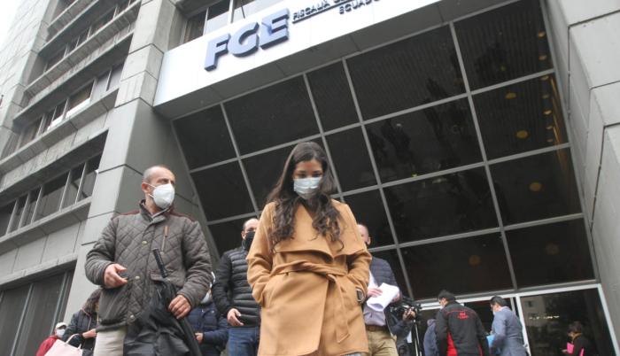 Fiscalía-CPCCS- denuncia- respiradores