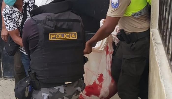 PRESOS MUERTOS ESMERALDAS