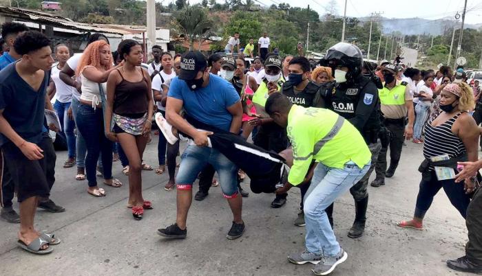 RECAPTURA ESMERALDAS