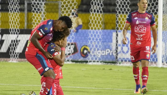 ElNacional-crisis-entrenador-jugadores-dirigencia-LigaPro