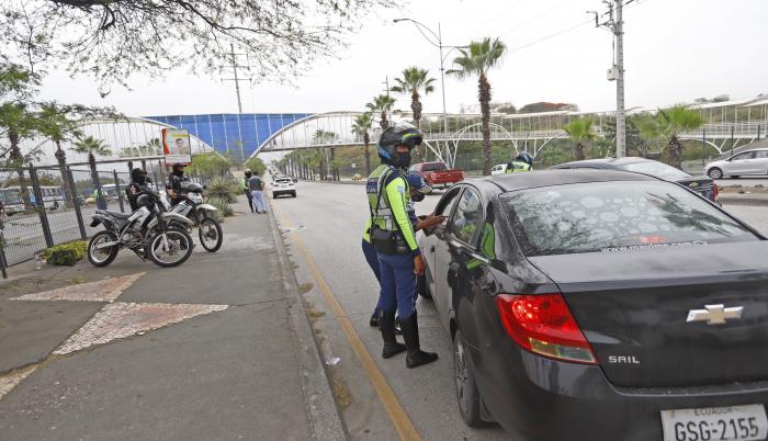 guayaquil controles