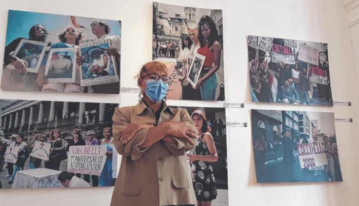 a sala exhibe parte del archivo de la lucha del colectivo y de los horrores a los que se enfrentaron.