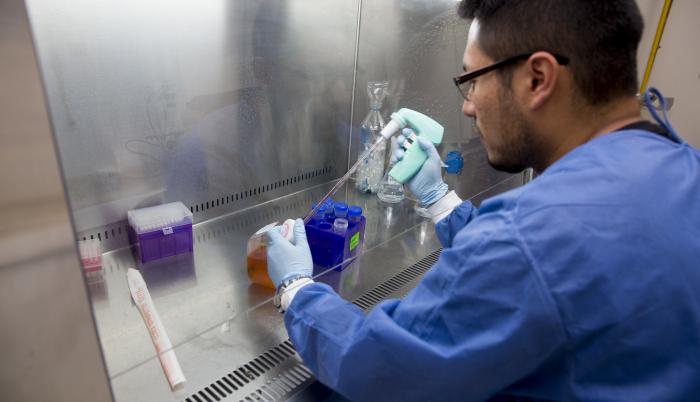 37104110750_7f2de3e327_k_Microbiología_USFQ