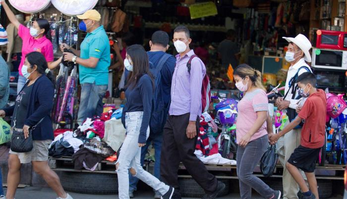 Hace poco más de un año inició la pandemia en Asia.