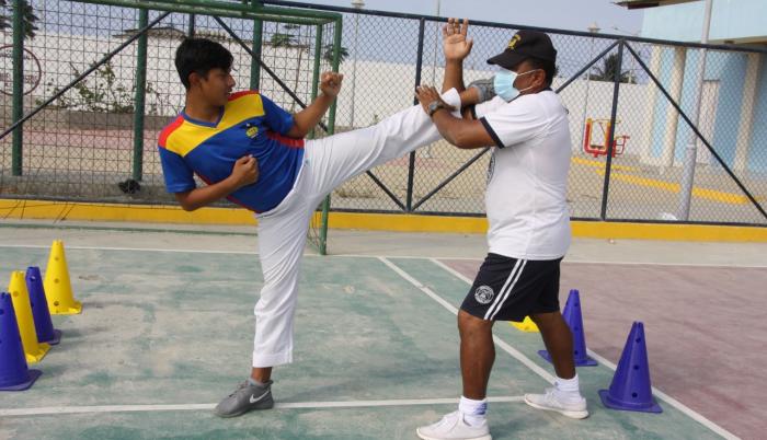 Kember Belrán karate Ecuador