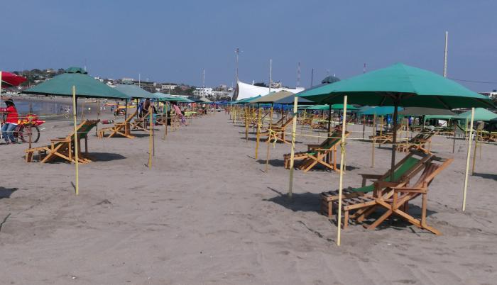 AYER LAS PLAYAS LUCIA (32913204)