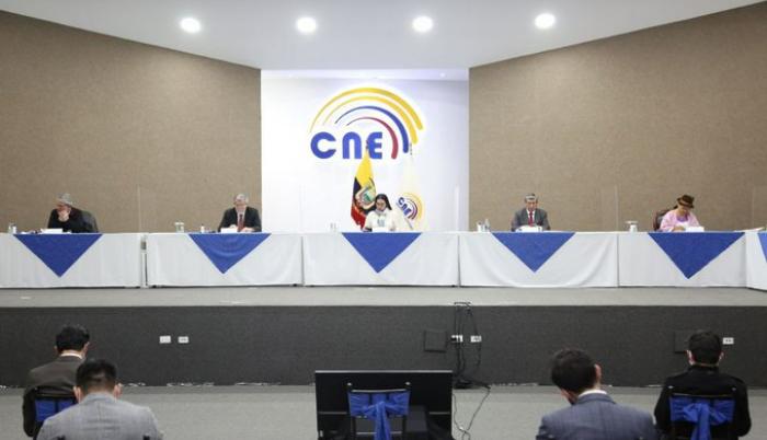 CNE- HORARIOS- EXTENDIDOS