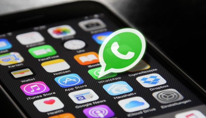 whatsapp-2105015_1920