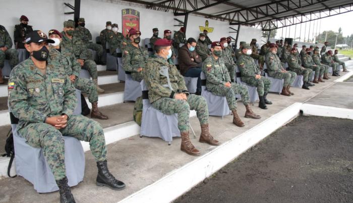 MILITARES 30S