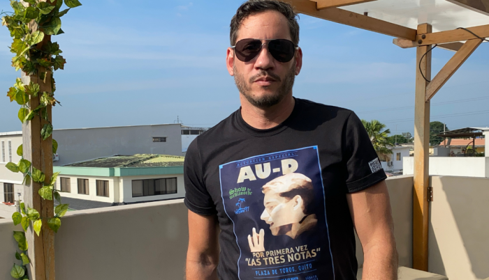 Au-D