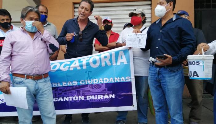 Durán plantón