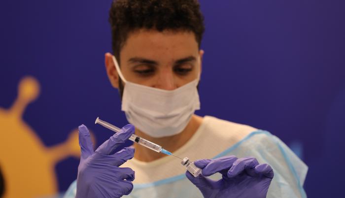 IAnálisis preliminares en Israel muestran alta efectividad de la vacuna de Pfizer.