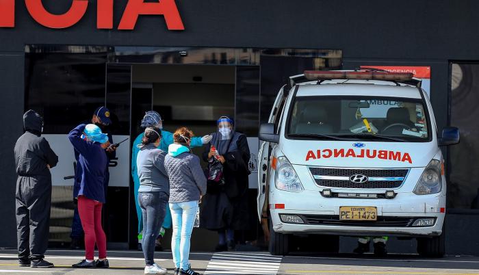 Ecuador experimentó un repunte de más de 3.000 contagios el pasado fin de semana, si bien al inicio de la actual se ha reducido el número de casos a 275 nuevos el lunes y hoy esos 579.