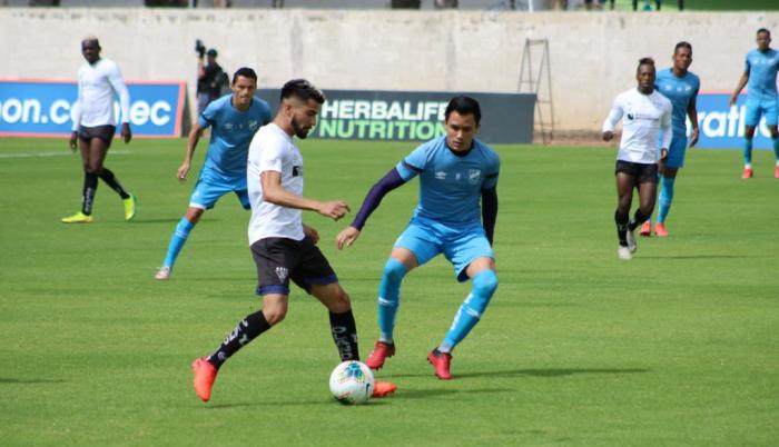 Universidad+Católica+LIGA-AMISTOSO