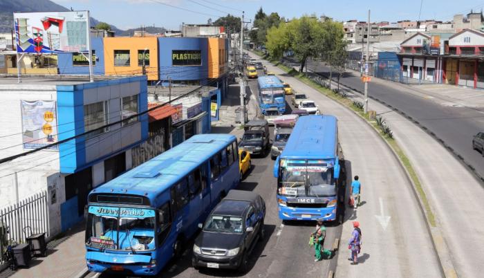 El pasaje subiría en la capital desde marzo.