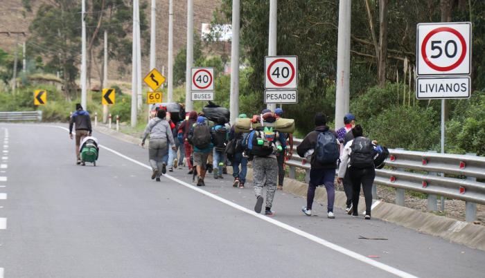 El cierre de fronteras por la pandemia de la covid-19 no ha impedido en el último tiempo un creciente movimiento migratorio de venezolanos por la región, lo que algunos han atribuido quizás a las pasadas elecciones en Venezuela.