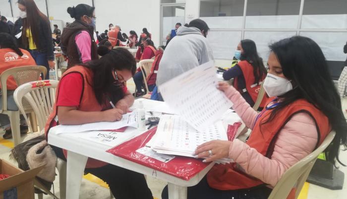 La revisión de actas centra la atención.