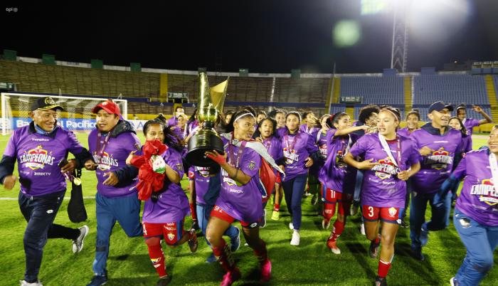 futbol-femenino-el-nacional
