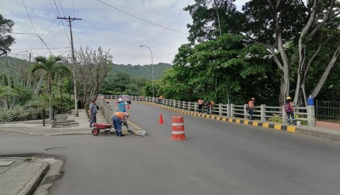 puente urdesa