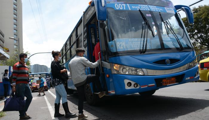 TRANSPORTE PUBLICO(33039235)
