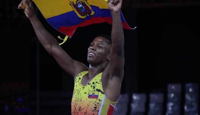 Andrés Montaño lucha Ecuador
