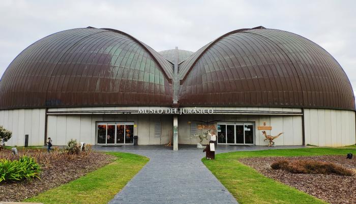 Investigadores del Museo del Jurásico de Asturias (MUJA) y de las universidades de Saskatchewan (Canadá), Harvard (Estados Unidos) y Granada han descubierto dos nuevos tipos de artrópodos marinos que vivieron hace 390 millones de años