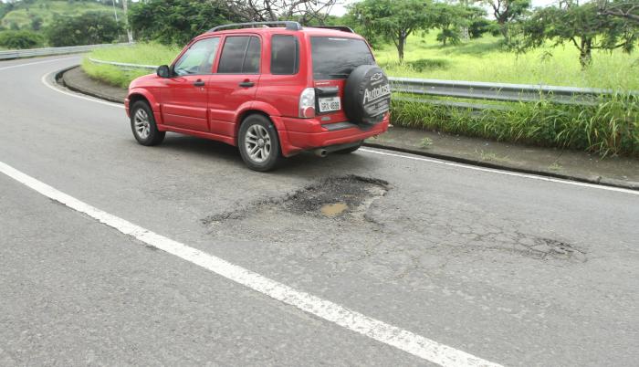 bache y curva