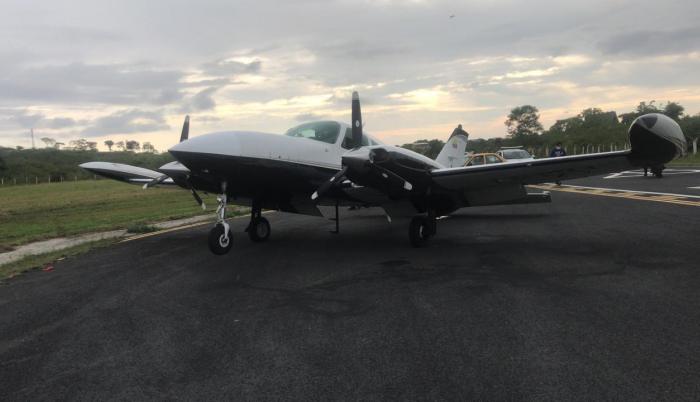 avioneta MANGLAR
