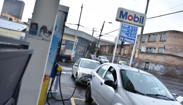 Por qué se incrementa el precio de la gasolina súper en Ecuador