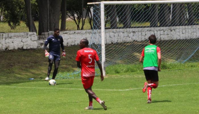 EL-NACIONAL-entrenamiento-SERIEB