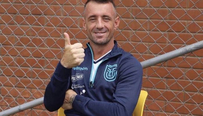 Damián Díaz cumple con su primera convocatoria en la Tri.
